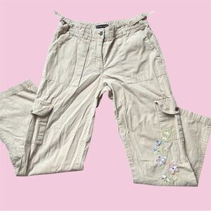 Y2K New York and company floral embroidered cargo pants